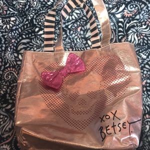 Betsey Johnson skull bag